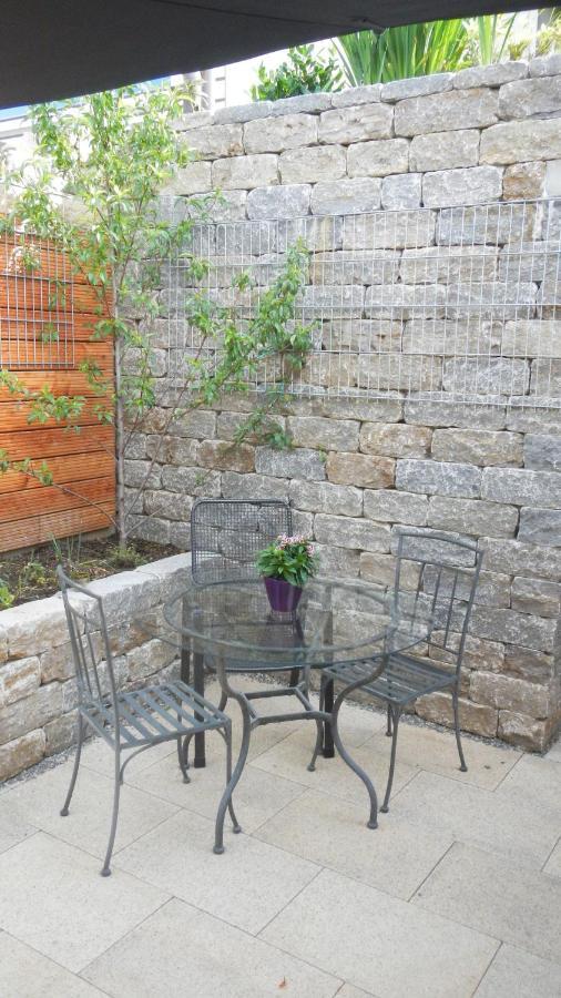 Frickenhausen  Ferienwohnung Burgblick Im Neuffener Tal Mit Sauna Und Wallbox מראה חיצוני תמונה